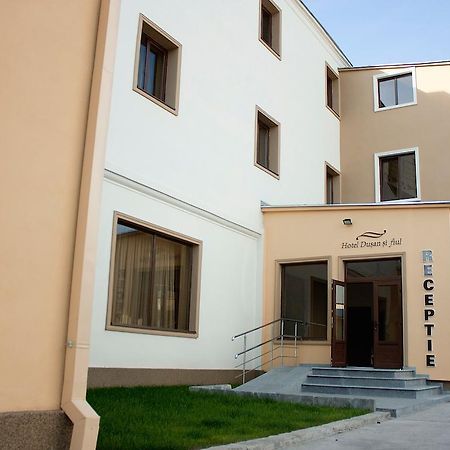 Hotel Dusan Si Fiul Resita Nord 외부 사진