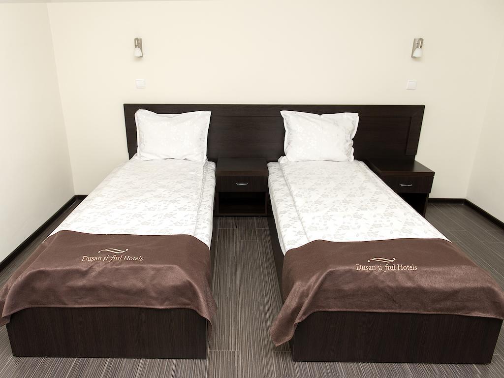 Hotel Dusan Si Fiul Resita Nord 외부 사진