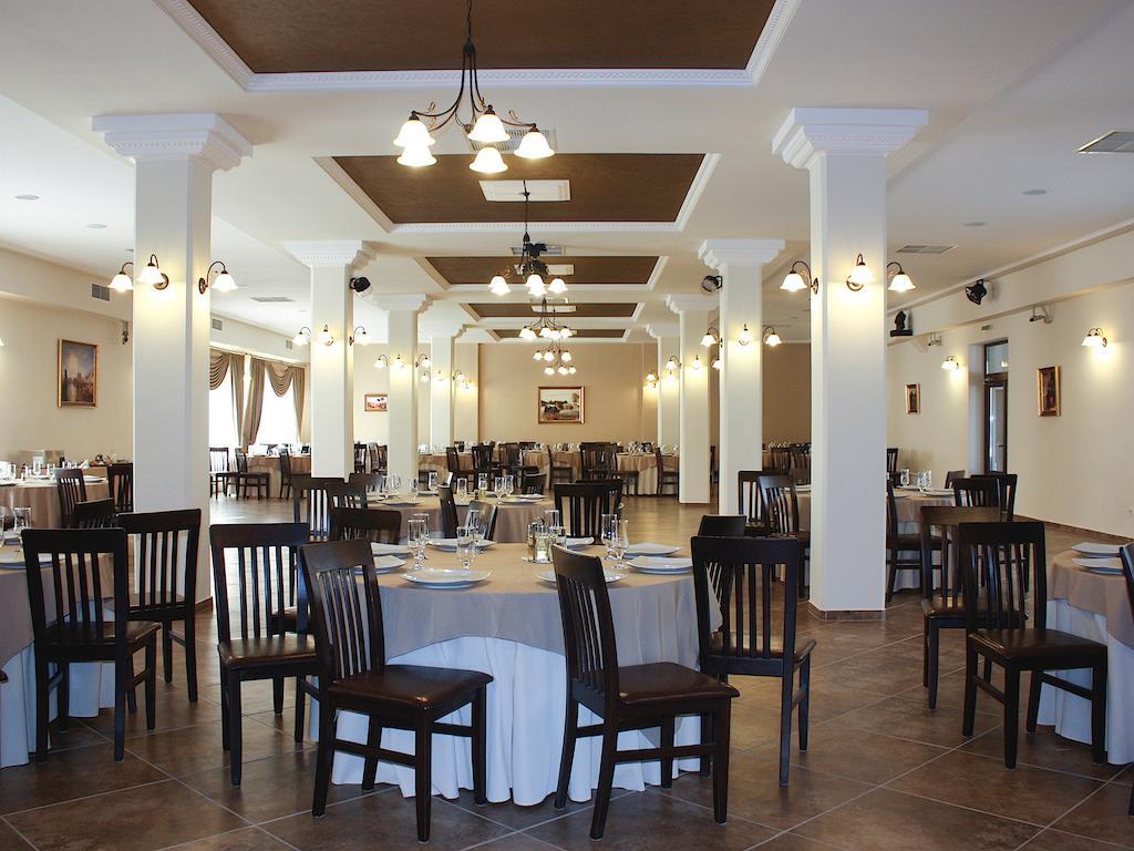 Hotel Dusan Si Fiul Resita Nord 외부 사진