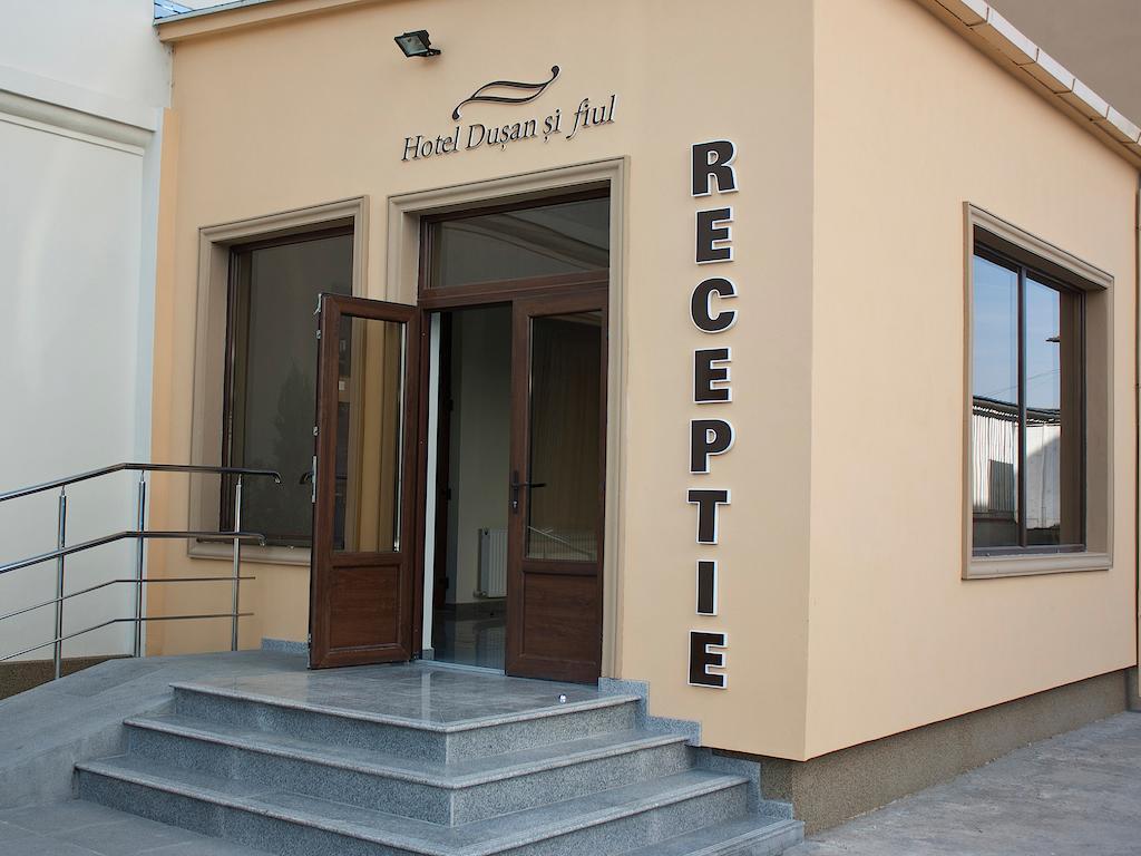 Hotel Dusan Si Fiul Resita Nord 외부 사진